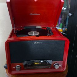 Electrohome Kingston 7-in-1 Record Player review