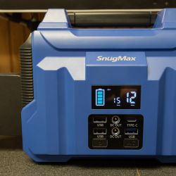 SNUGMAX Vickers 200 portable power station review