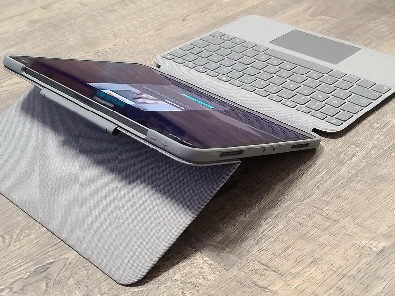 logitech folio touch