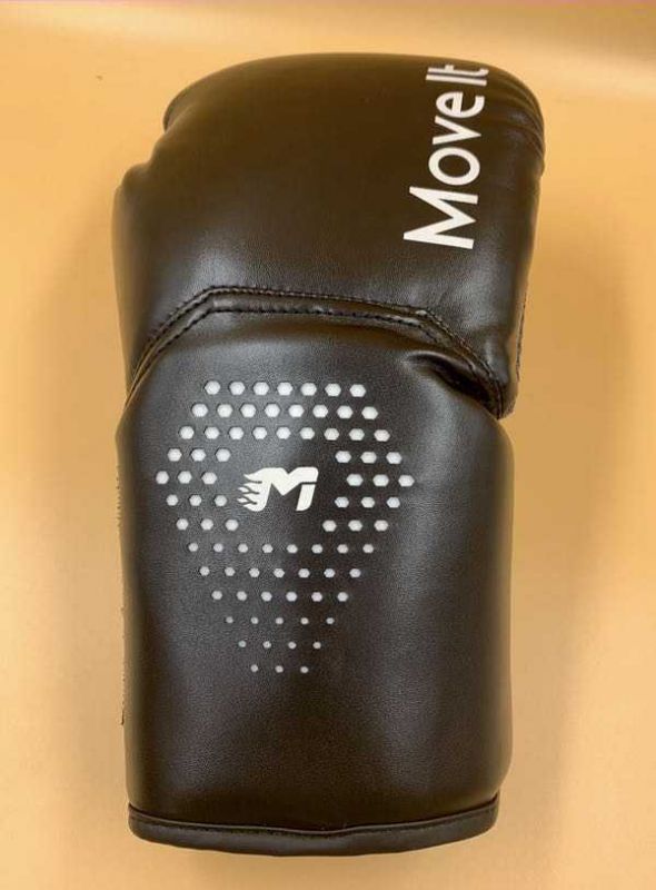 MoveItSwift SmartBoxingGloves 2