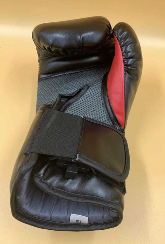 MoveItSwift SmartBoxingGloves 4