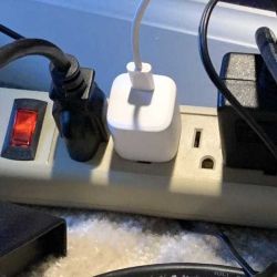 AUKEY Omnia Mini 20W USB C charger review