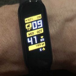 Amazfit Band 5 fitness tracker smartwatch review