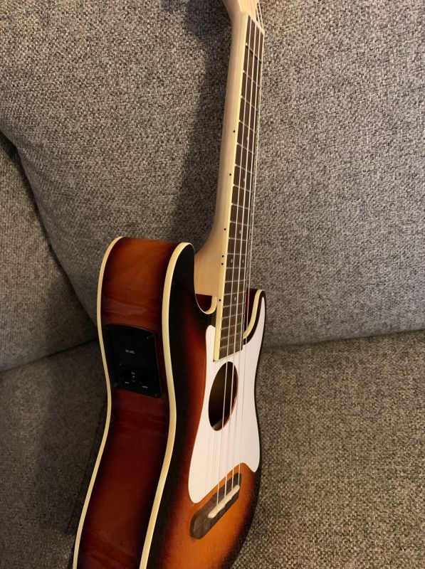 Fender Fullerton Stratocaster ukulele review - The Gadgeteer