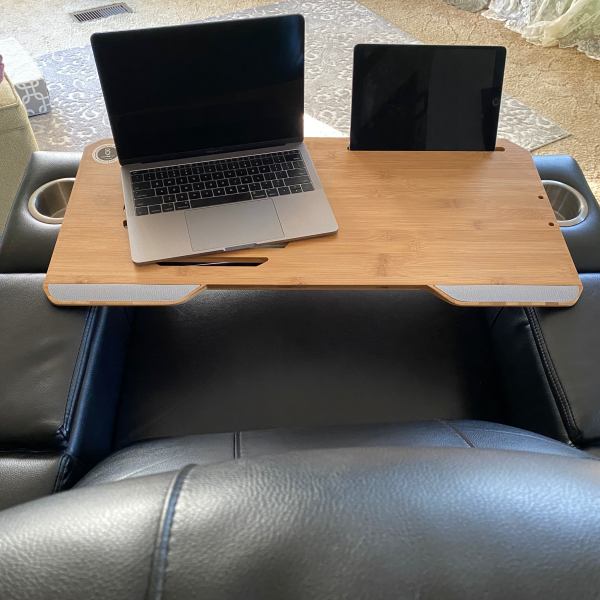 https://the-gadgeteer.com/wp-content/uploads/2020/10/couchmaster-cyworxlapdesk-review-13.jpg