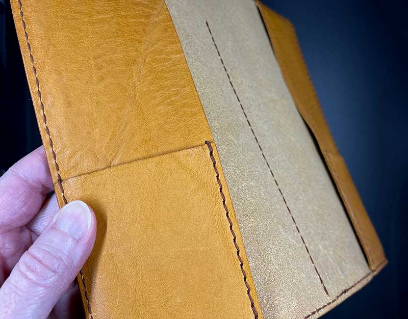 LeCow custom leather Traveler's Notebook cover review - The Gadgeteer