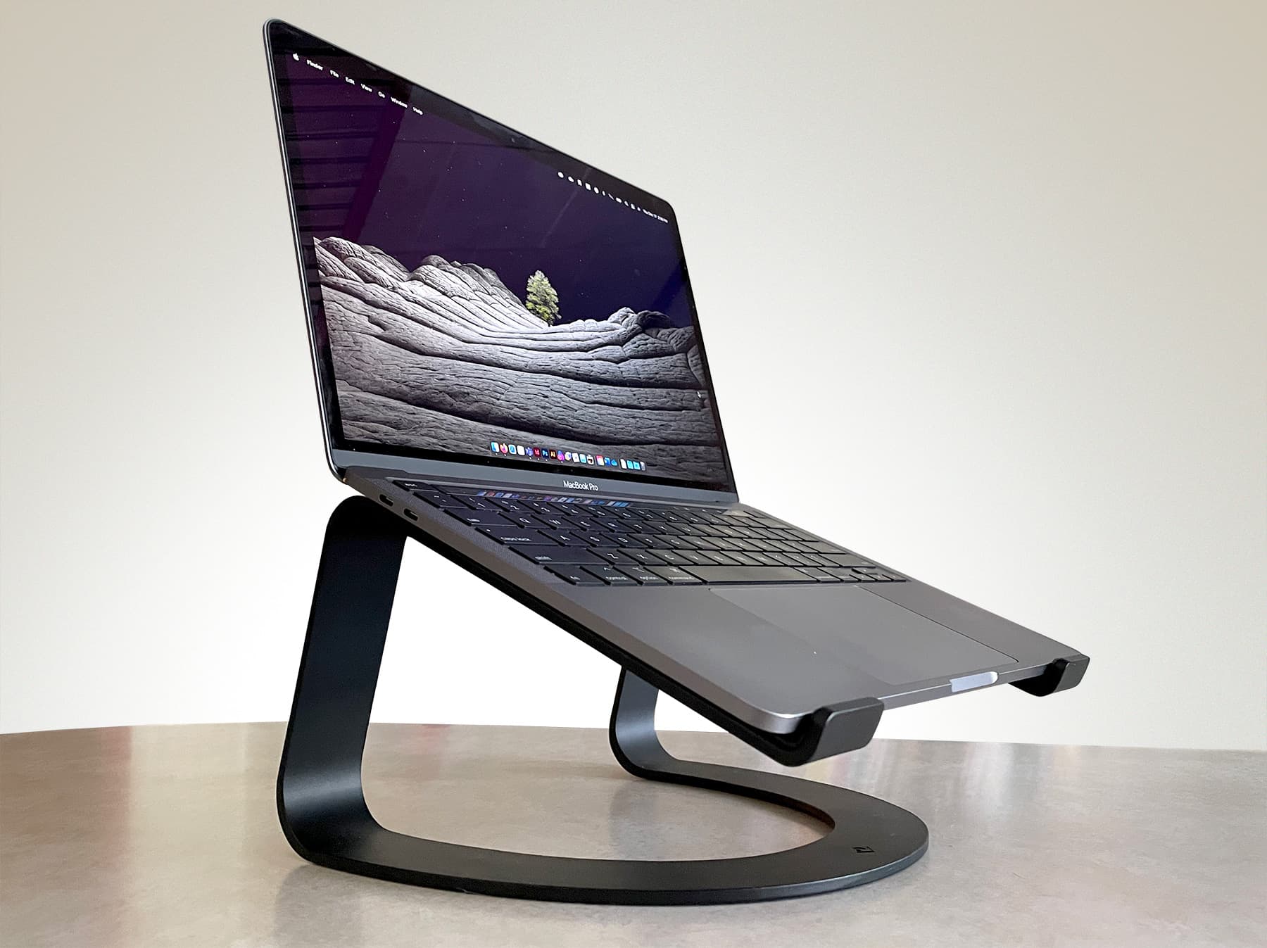 Twelve South Curve Flex MacBook stand review: Elegant desk ergonomics