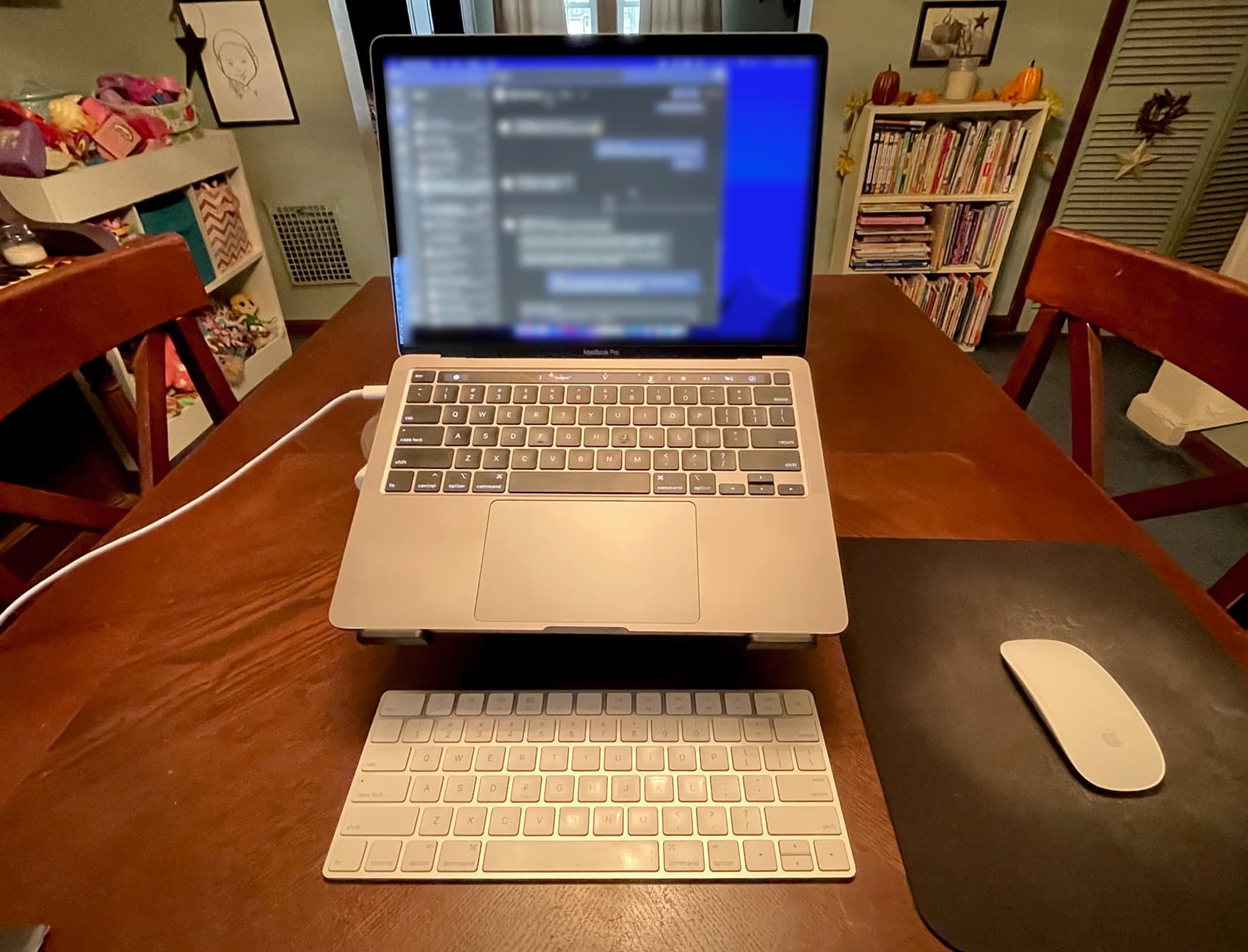 Twelve South Curve Flex laptop stand review - Puts your laptop at eye  level, and looks good doing it - The Gadgeteer