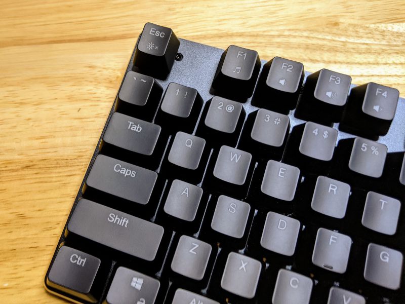 Test du Aukey KM-G12, un clavier gamer haut en couleur