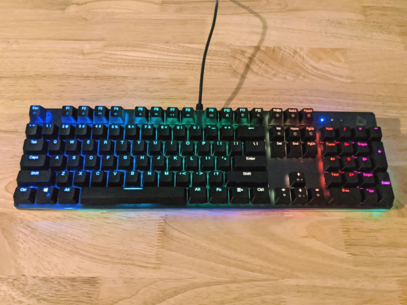 Test du clavier mécanique RGB Aukey KM-G12