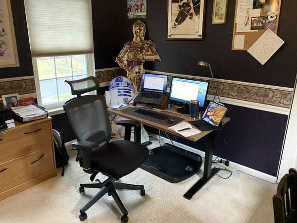 Ars staffers exposed: our home office setups