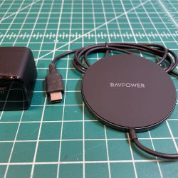 RAVPower magnetic MagSafe charger review