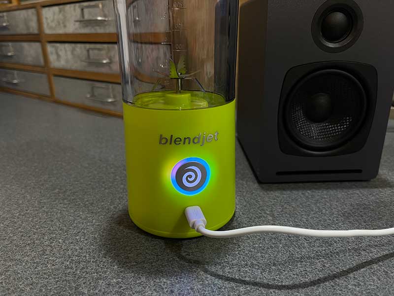 BlendJet 2 cordless portable rechargeable blender review - The Gadgeteer