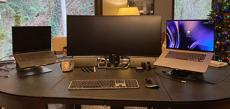 WFH setup update - monitor light bar is so dope! : r/macsetups