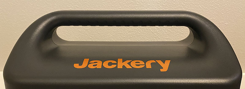 jackery SolarGenator1000 9