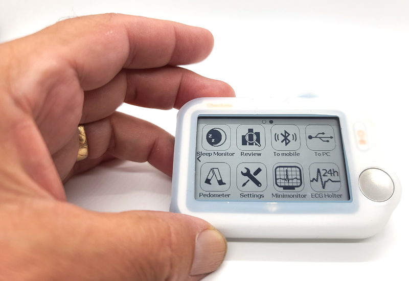 Wellue Checkme™Pro ECG, SpO2, Temperature, Blood Pressure Medical Grade  Device: Unbox & 1st Look 