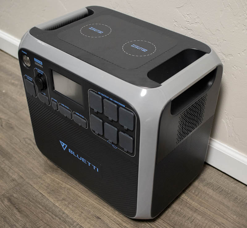 Bluetti AC200P 2000Wh/2000W Portable Power Station review - all