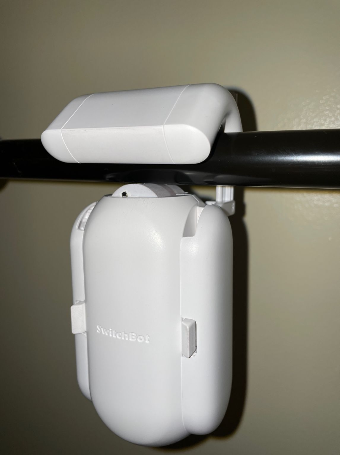SwitchBot Curtain system review Make any curtain remote controlled