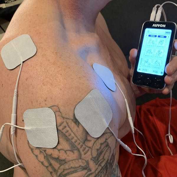 AUVON 4 Outputs TENS Unit EMS Muscle Stimulator Machine review - The  Gadgeteer