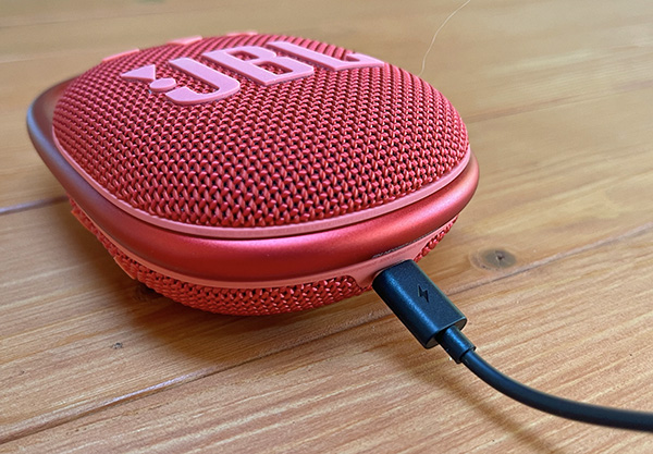 JBL Clip 4 Review 