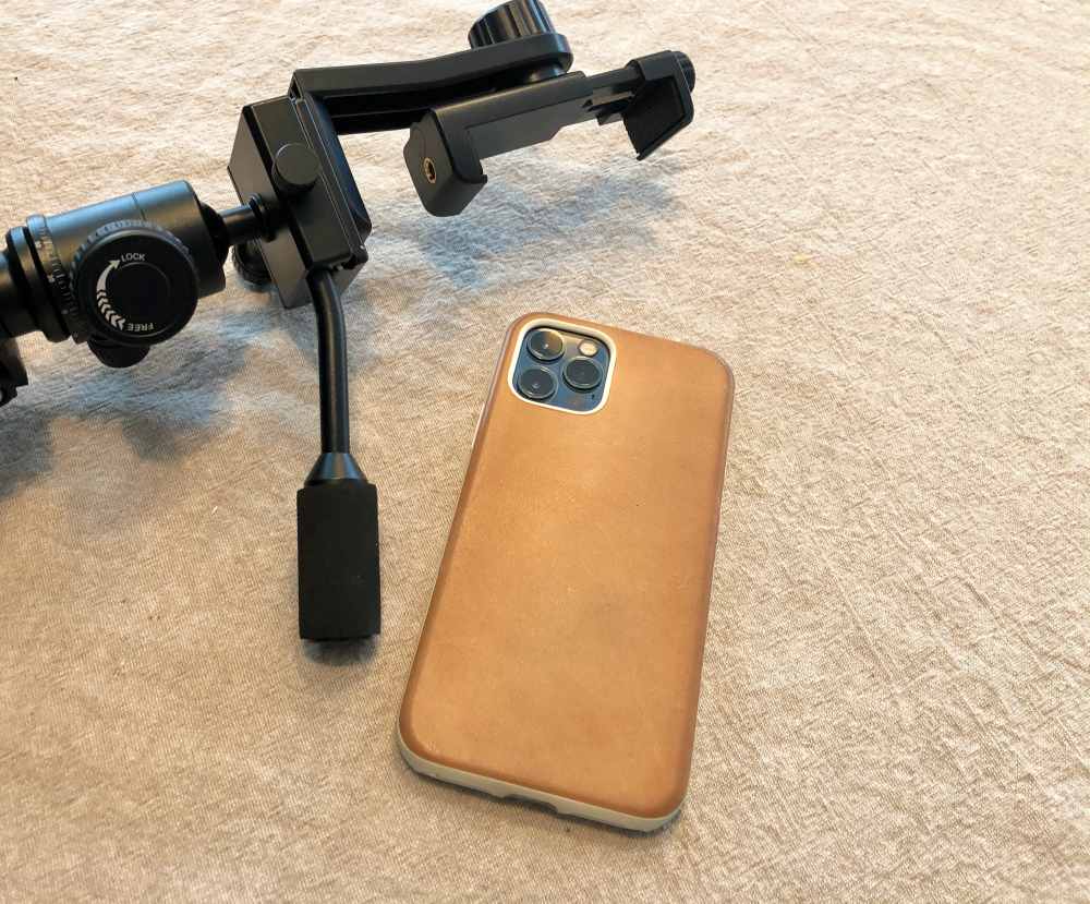 apple 12 pro leather case review