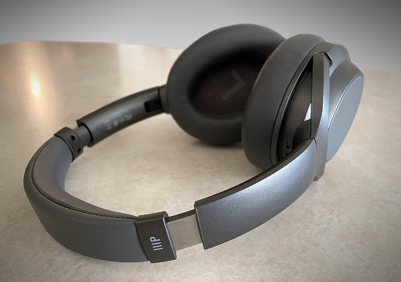 Monoprice - Headphones with mic - full size - Bluetooth - wireless