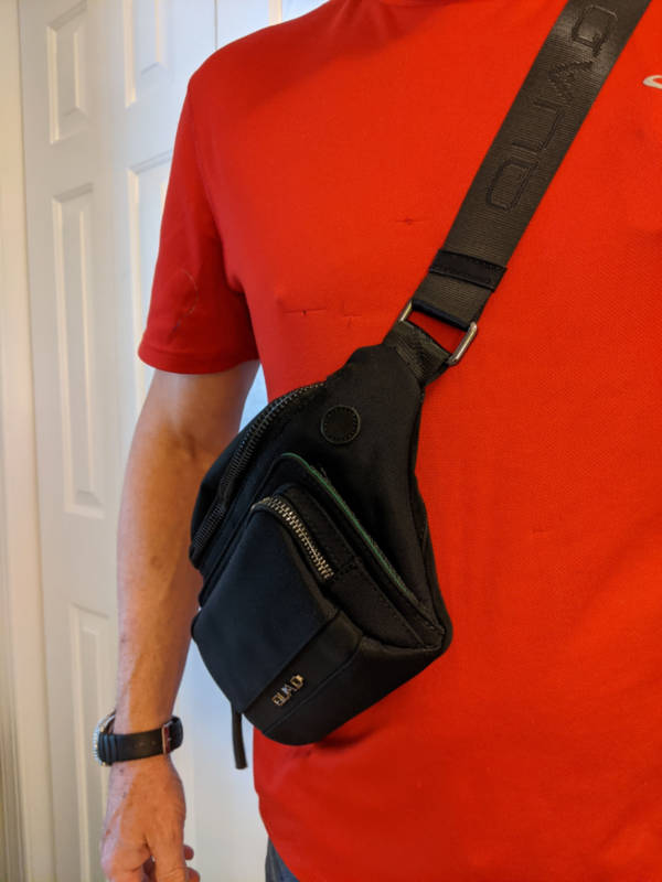 The Quaq crossbody bag charges your phone as you carry it - The Gadgeteer