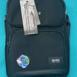 Solo New York Ludlow universal tablet sling bag review