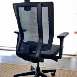 Vari Task Chair review – Task in comfort