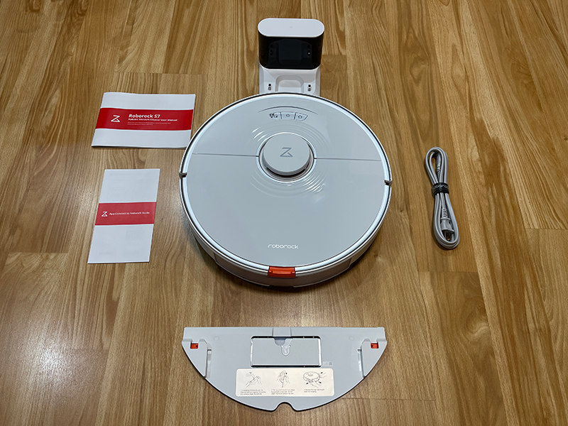 Roborock S7 14 Black Robot Vacuum and Mop with Sonic Mopping