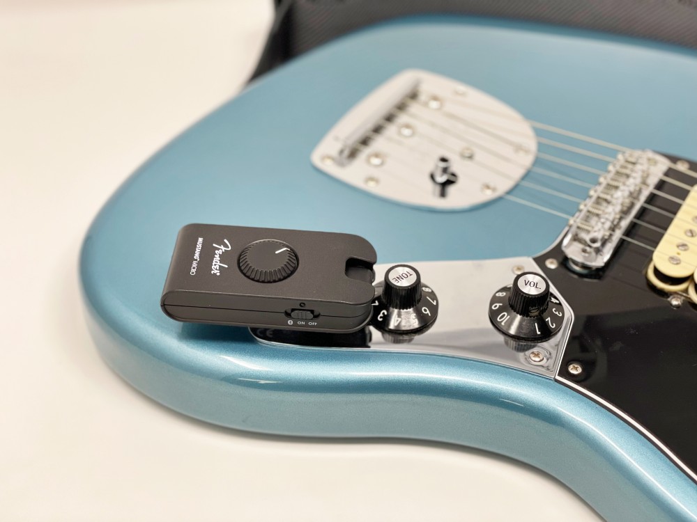 Fender Mustang Micro guitar amp review - Your guitar's new best friend -  The Gadgeteer