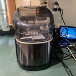 Free Village Store Ice Maker review – Cocktails anyone?