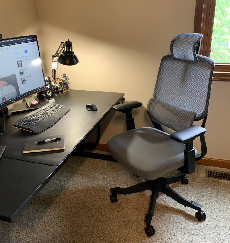 https://the-gadgeteer.com/wp-content/uploads/2021/06/SoutienOfficeDeskChair_00.jpg