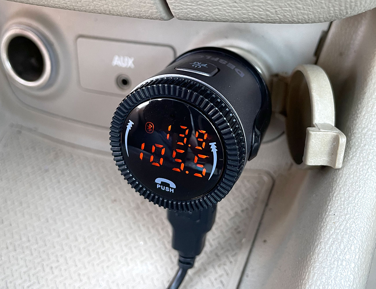 DESFLOW Bluetooth 5.0 FM Car Transmitter & Charger Adapter review - The  Gadgeteer