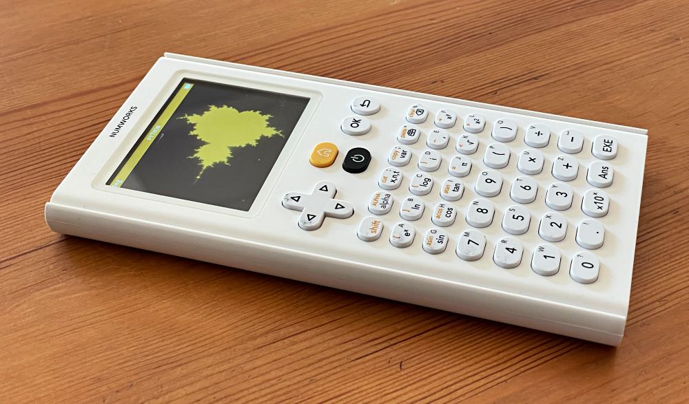 NumWorks Graphing Calculator review - You can teach an old