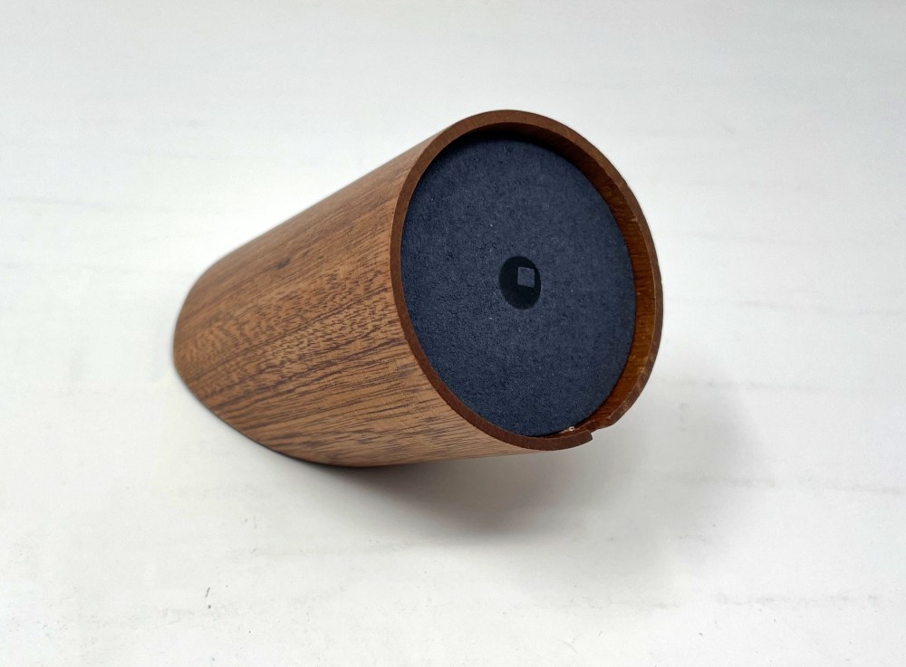 Wood MagSafe Stand