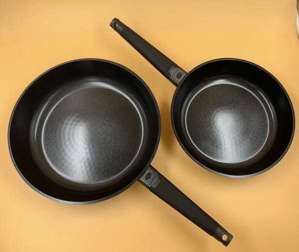 Buy Noir Cast Aluminum 7-piece Cookware Set