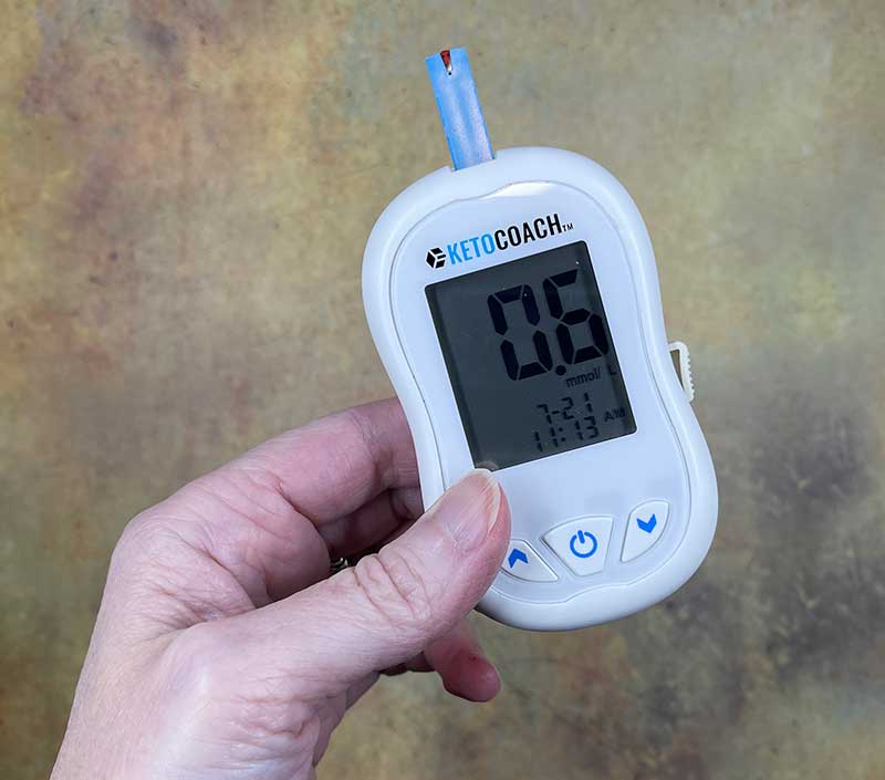 Ketone Monitor with New Technology Semi-Conductor Sensor to Test