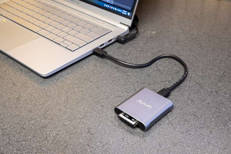 ALXUM USB 3.1 Gen 2 CFexpress card reader review - The Gadgeteer