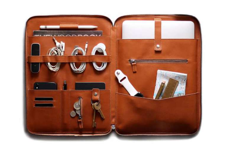 The Nomad tablet or laptop organizer from Harber London looks amazing ...