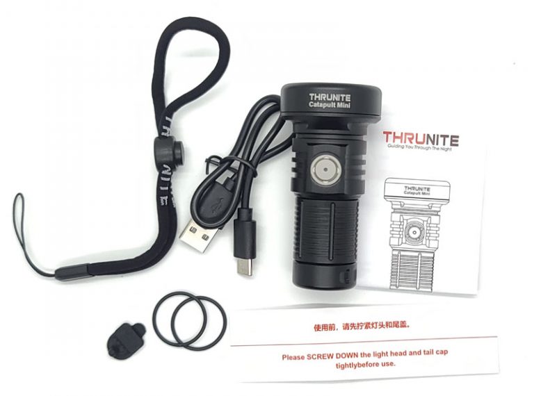 Thrunite Catapult Mini flashlight review - over 600 lumens in the palm ...