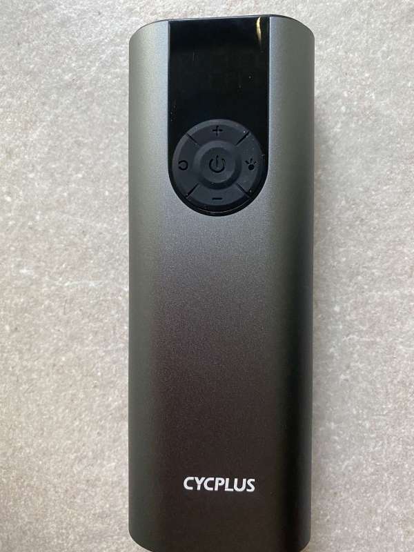 Cycplus A8 air inflator review - A handy air pump to have around