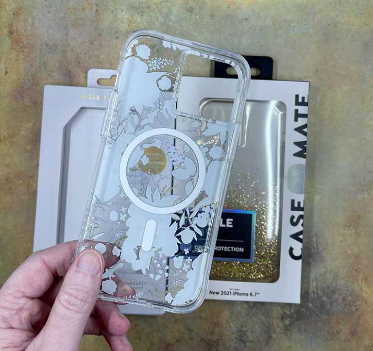 Did you order an iPhone 13? If so, don't a case! The Gadgeteer