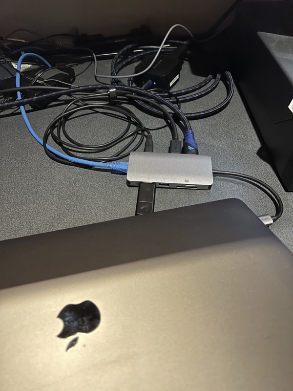 ezquest usb c hub 2