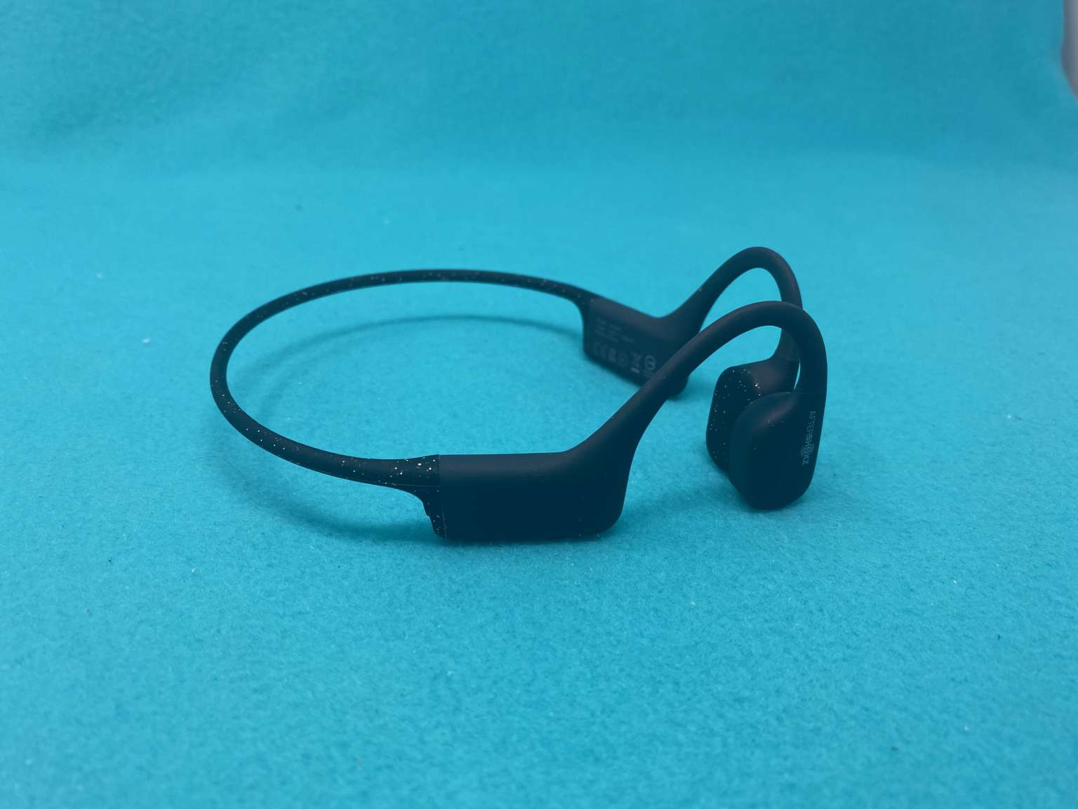 AfterShokz Xtrainerz Bone Conduction MP3 Swimming Headphones review