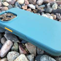 Lifeproof See Case with MagSafe for iPhone 13 Pro review – Clean lines, slim fit and fun colors make for a great case
