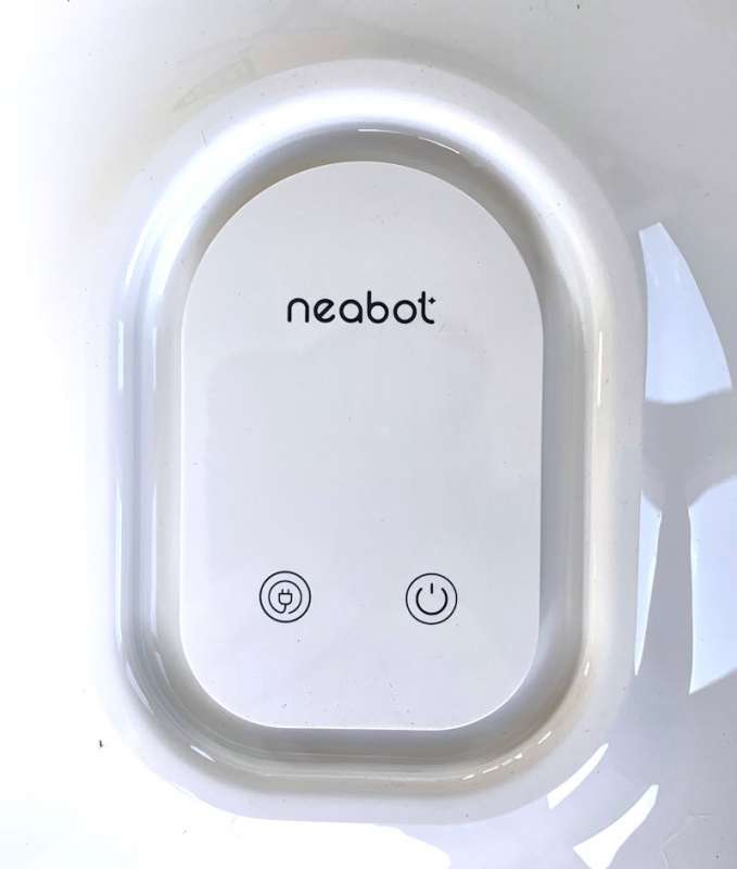 NeabotNoMoQ11RobotVacuum 04