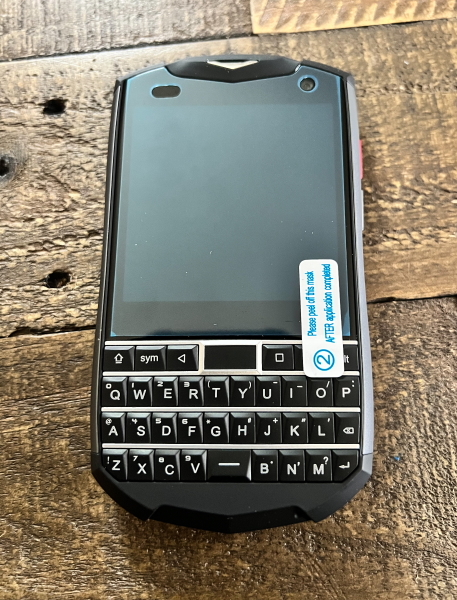 Unihertz Titan Pocket Smartphone review - Built-in QWERTY keyboard