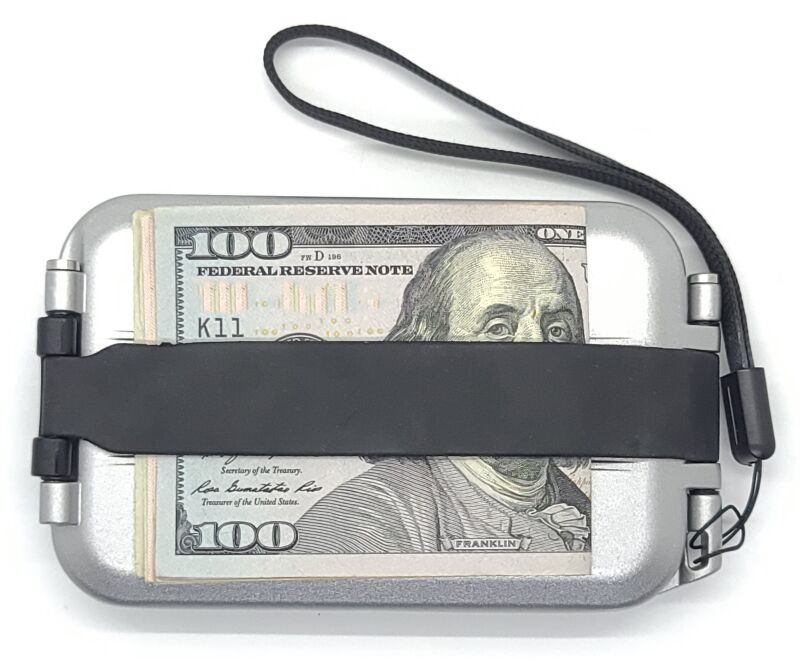 pelican g5wallet 7