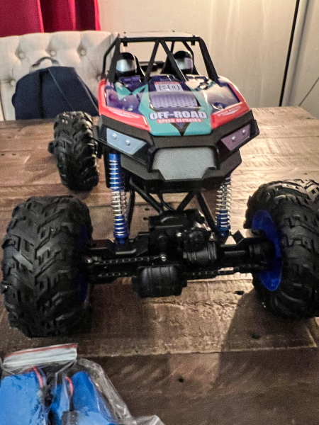 DEERC 9300 Remote Control Car 4